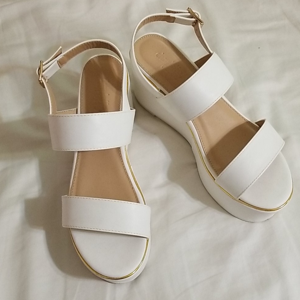 Size 8 White Platform Sandals